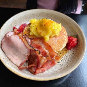 bistro-by-the-bar-food-05
